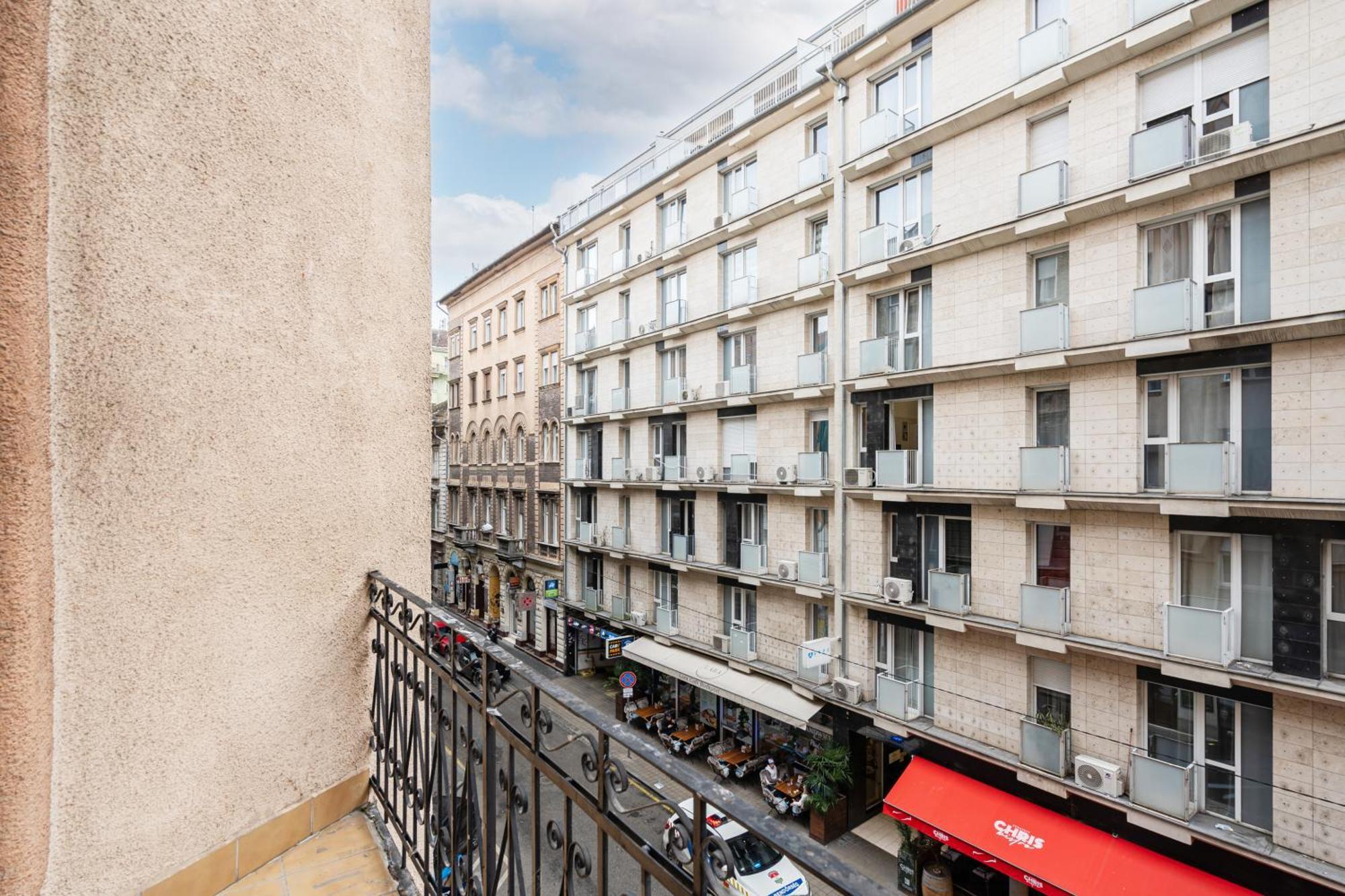 A13 Apartment Будапеща Екстериор снимка